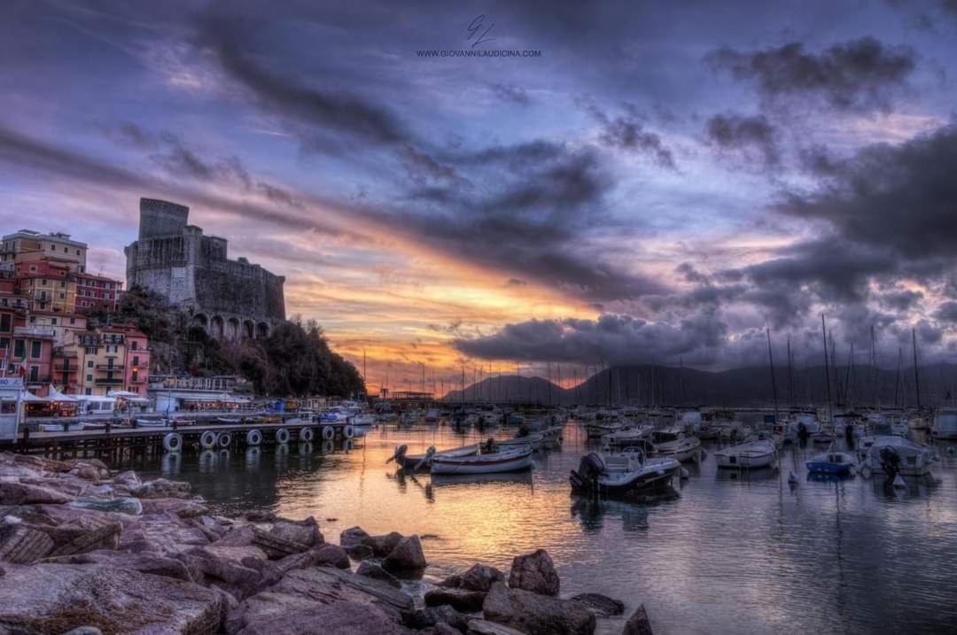 Fantastic Luxury Apartments In Lerici Eksteriør billede