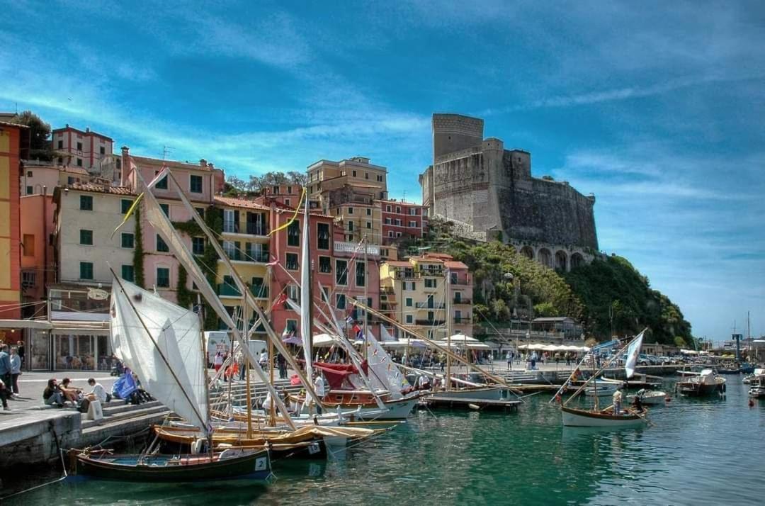 Fantastic Luxury Apartments In Lerici Eksteriør billede